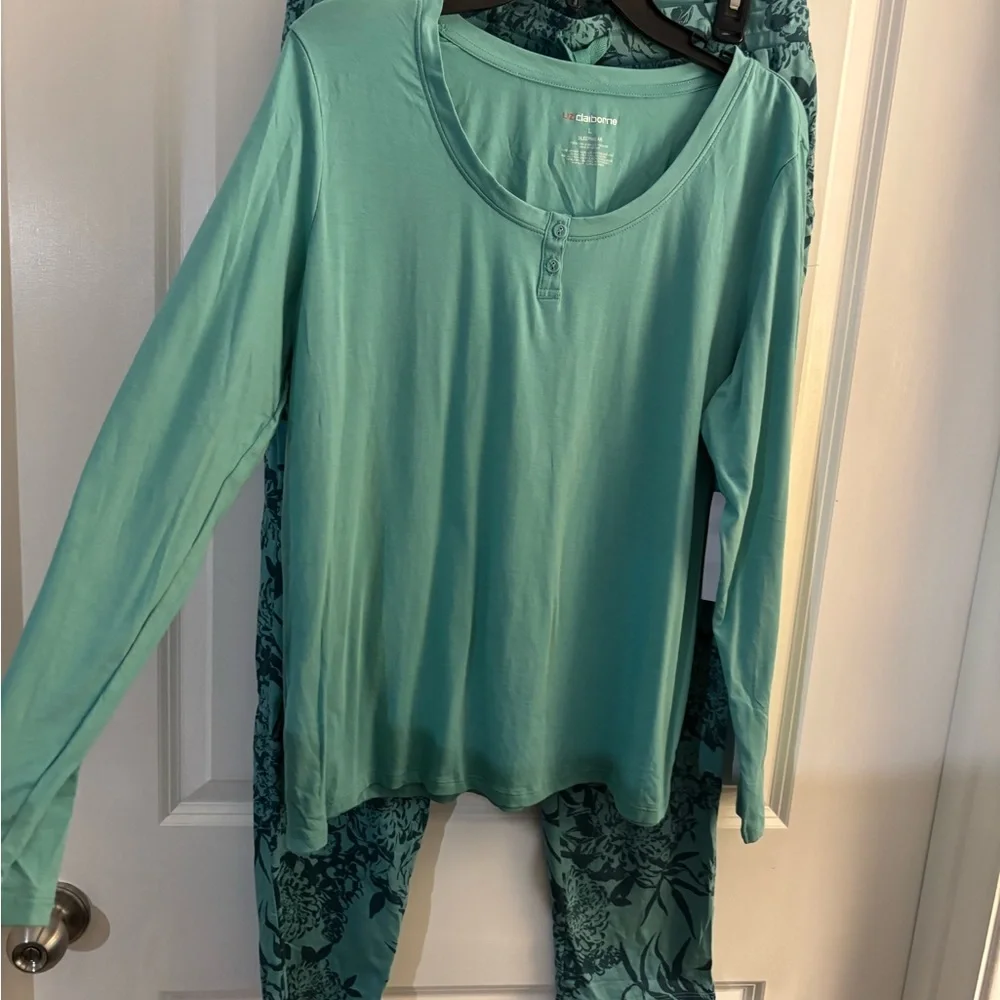 Woman’s Liz Claiborne Teal Loungewear Set - Solid Top & Floral Pants Sz L NWT